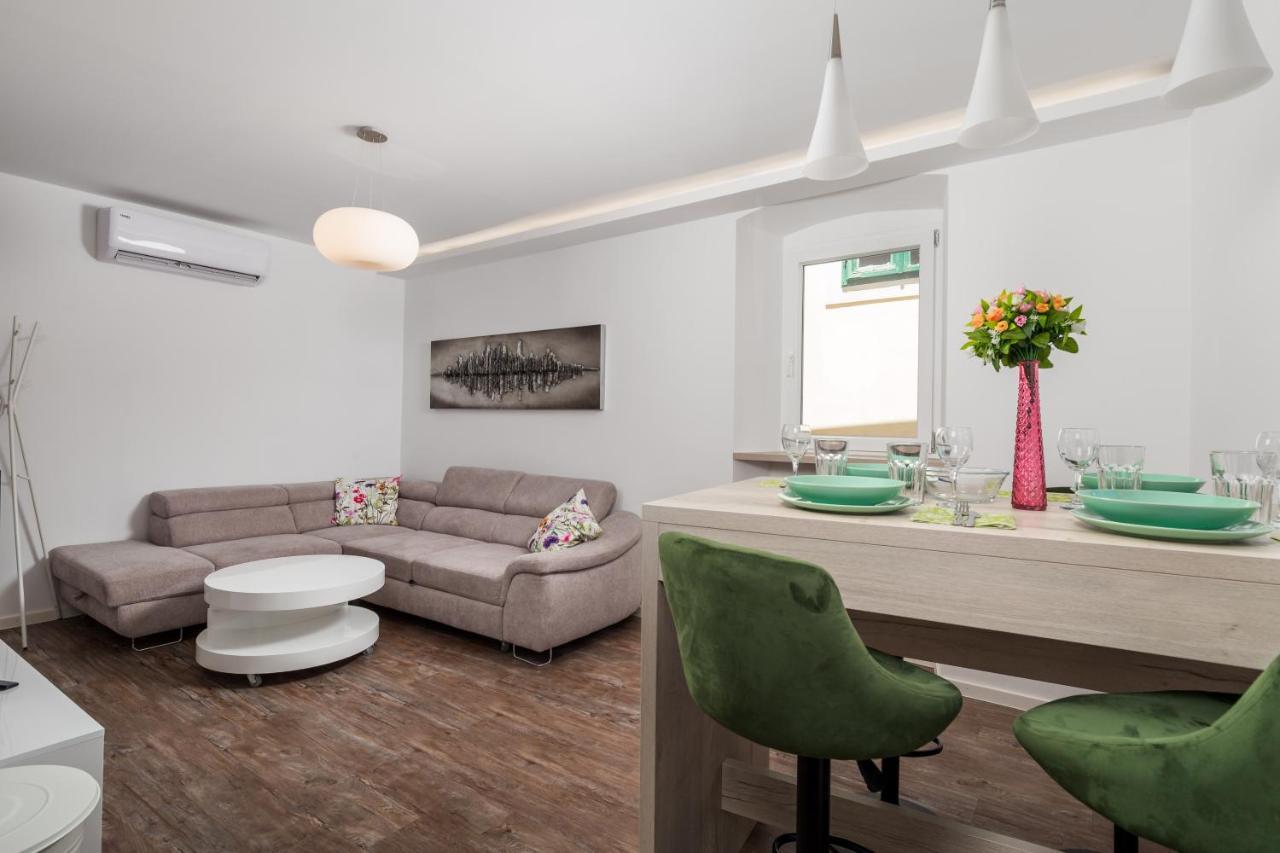 רייקה Central Apartments Dalmatina מראה חיצוני תמונה
