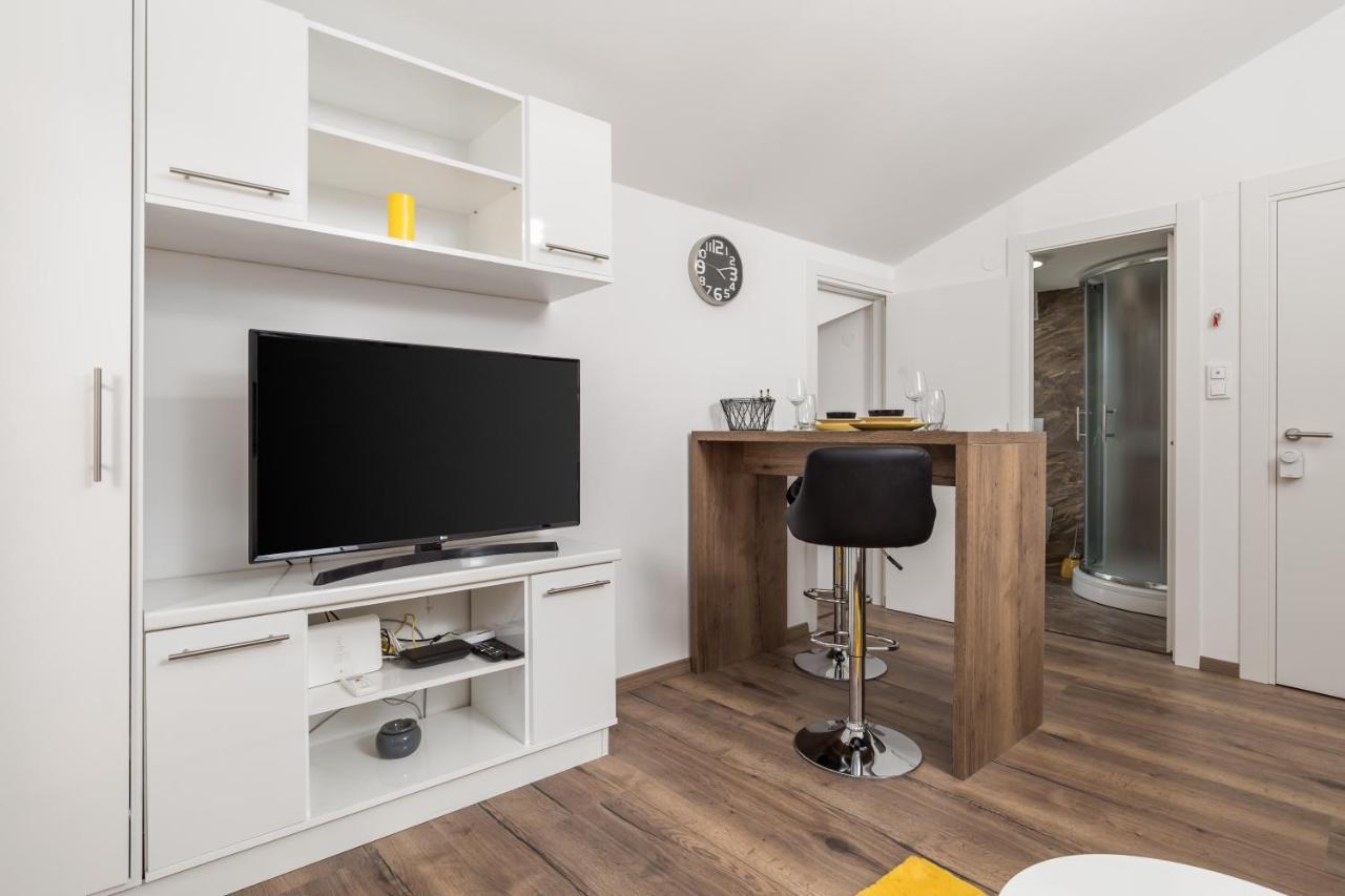 רייקה Central Apartments Dalmatina מראה חיצוני תמונה